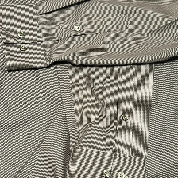 Men’s Calvin Klein Shirt 16 32-33 Pinstriped Long Sleeve Button Down Gray - Picture 3 of 8